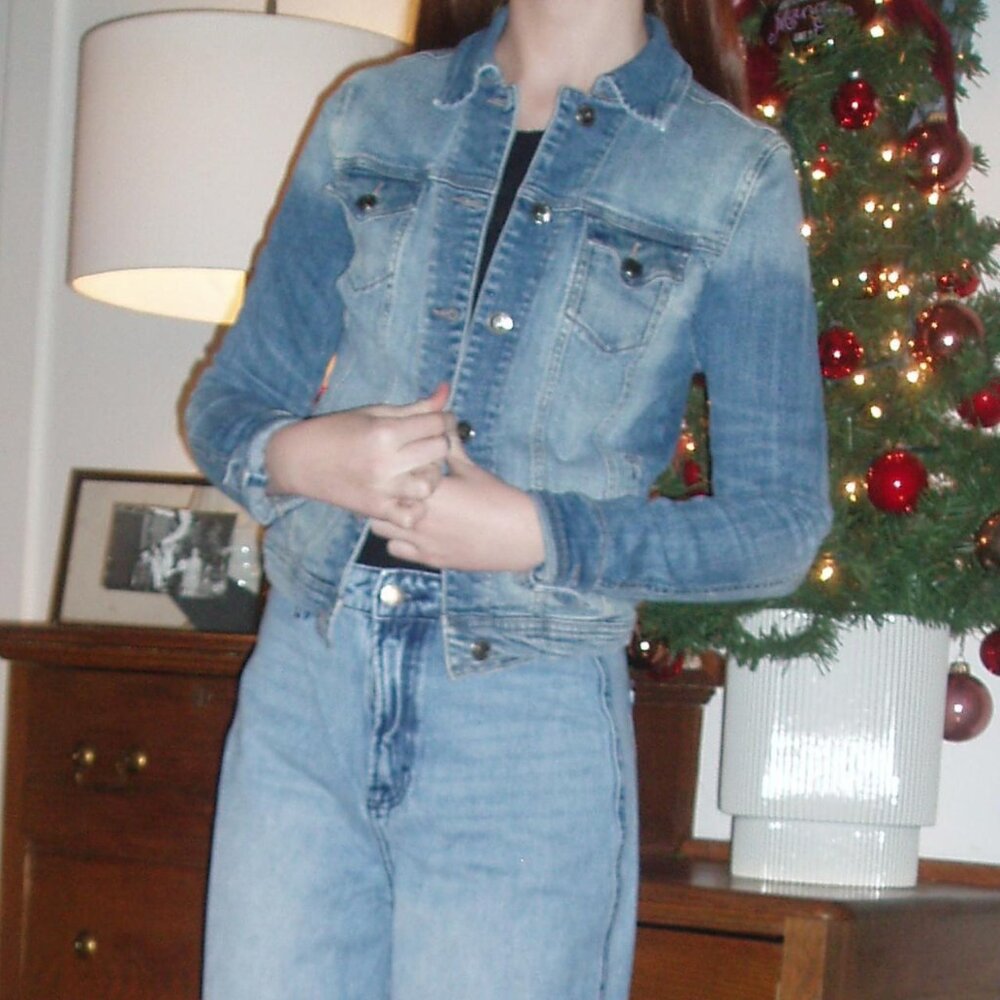 Cello Denim Wear Cropped Jean Jacket – Size M – Excellent Condition